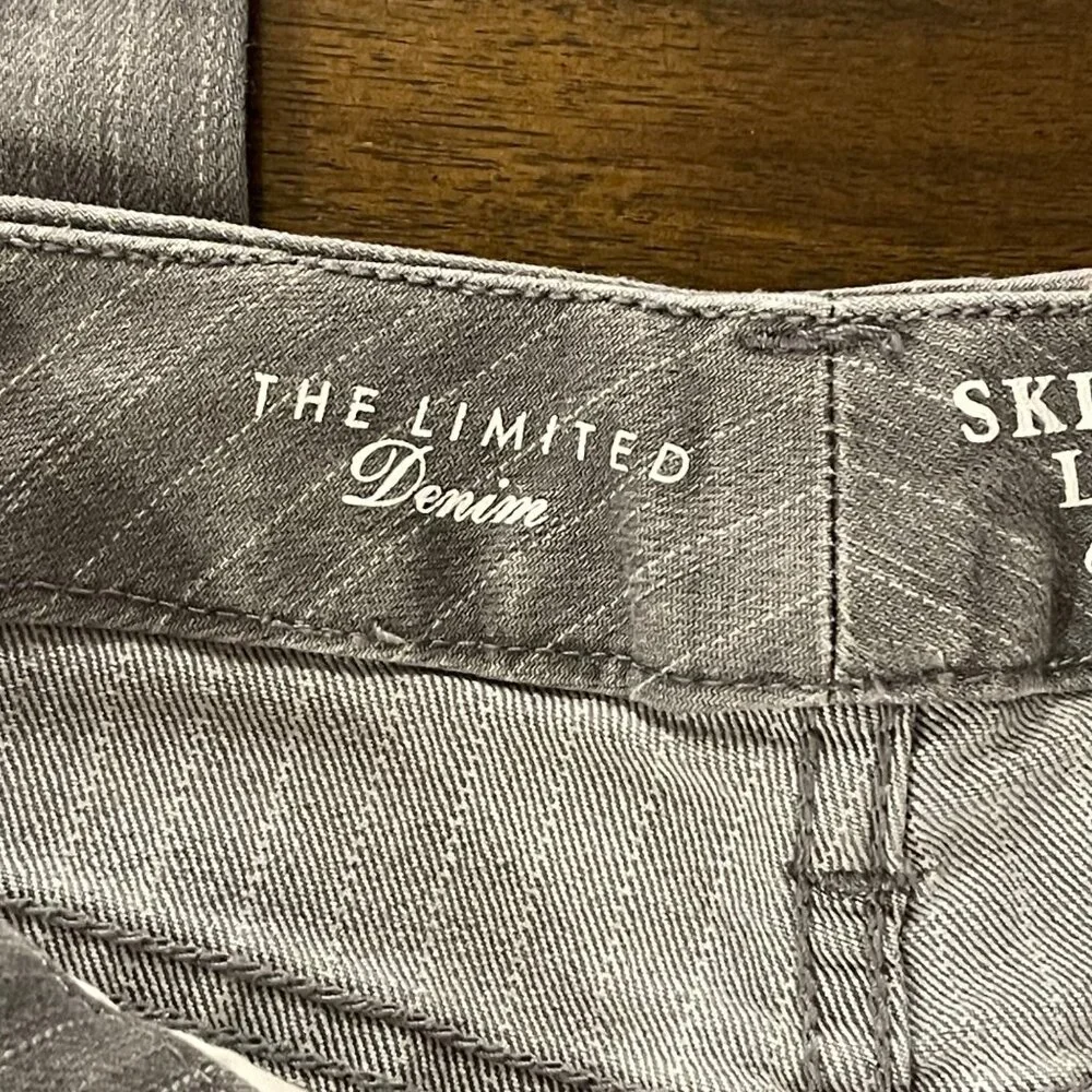 The Limited Womens Skinny Leg Pinstripe Pants Size 0 Gray